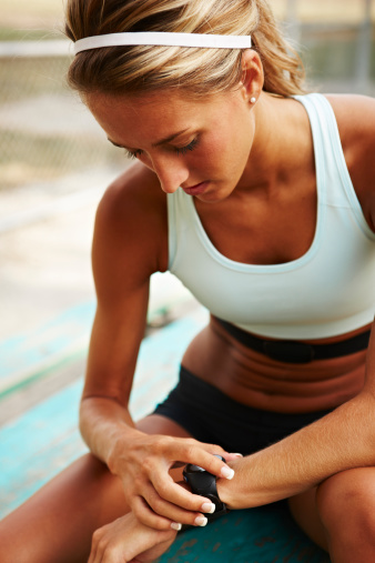 watch running on human pulse